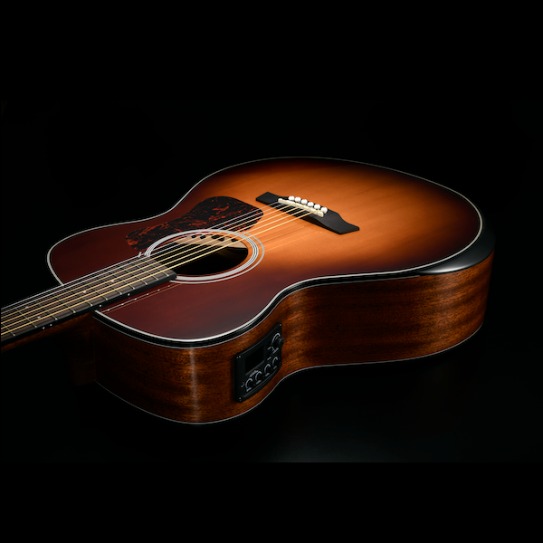 G550REAB-G Natura Solid Spruce Top Armrest Grand Auditorium Acoustic-Electric - Amber Burst Gloss Top / Open Pore Natural
